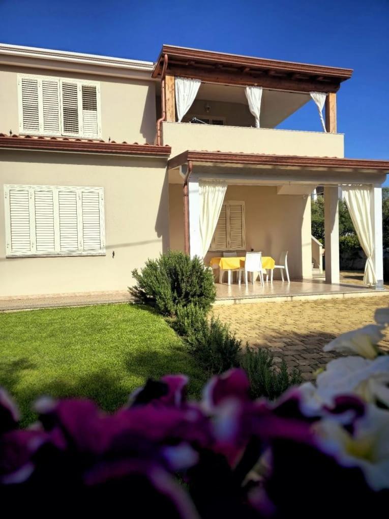 Apartmán Casa Salvo Budoni Exteriér fotografie